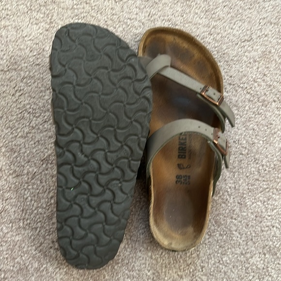 Birkenstocks size 7/38 - Picture 2 of 2